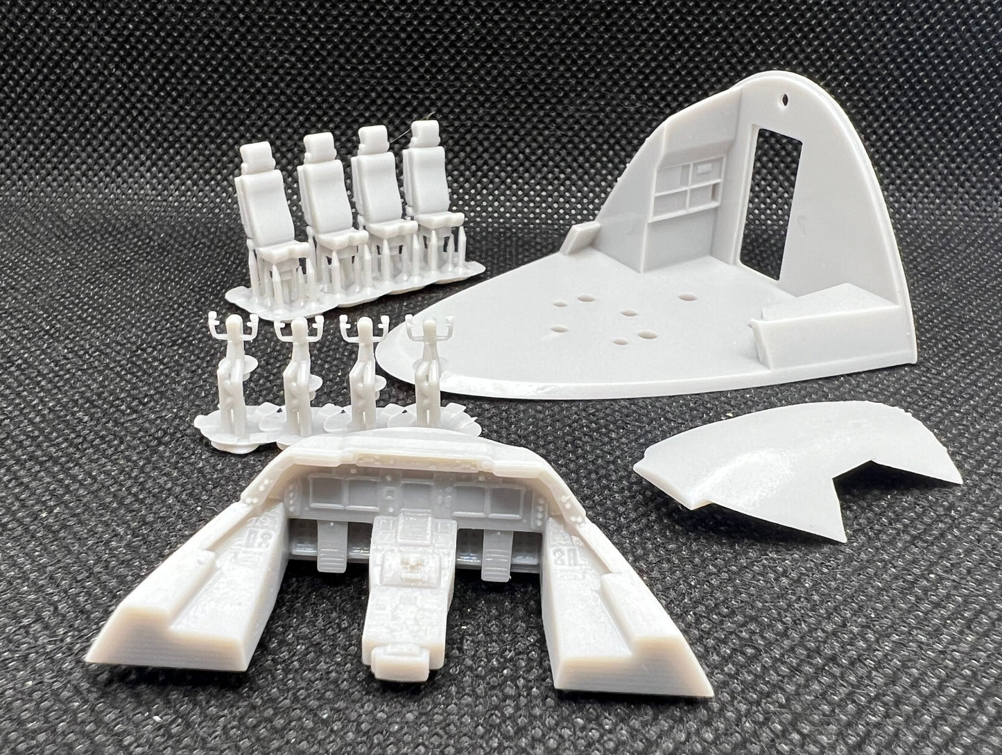 1:72 747-8i