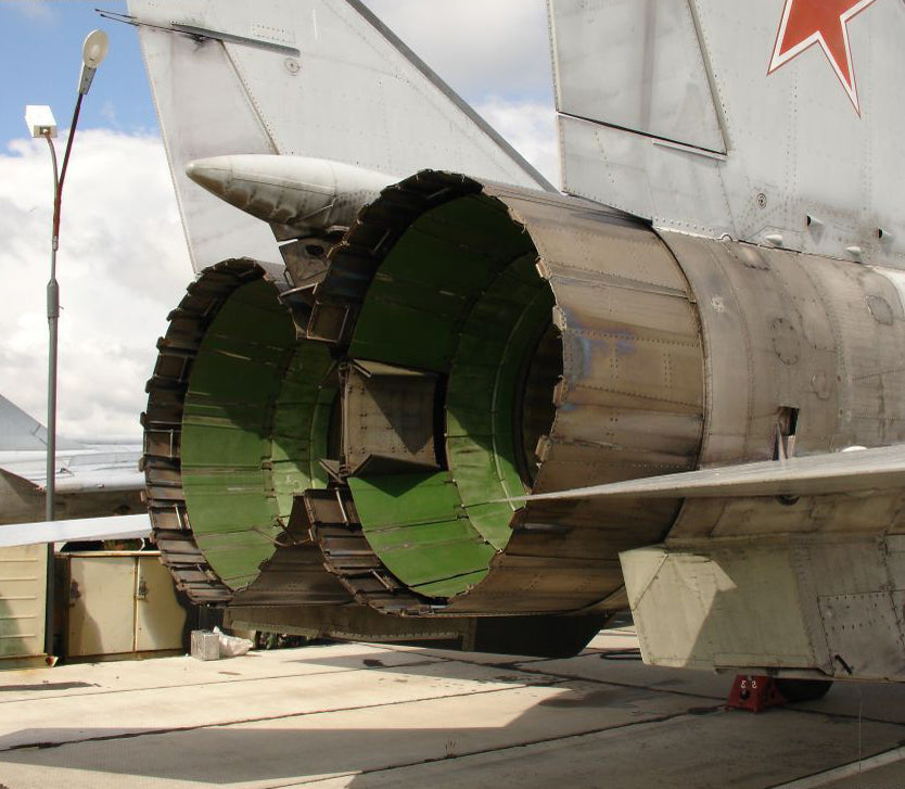 1:144 MiG-25 Foxbat Exhausts (long type)