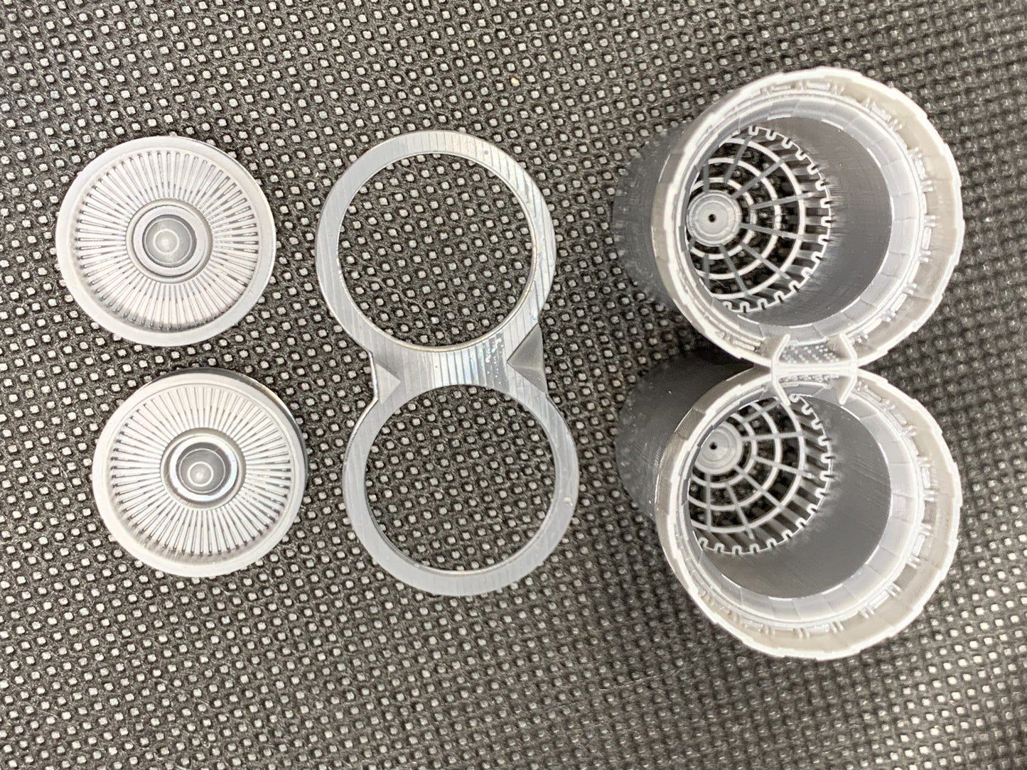 1:144 MiG-25 Foxbat Exhausts (short type)